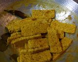 Foto langkah ke 4 dari resep Tempe Goreng Bumbu Kuning.
