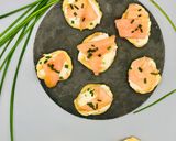 Foto do passo 7 de Canapés de salmão fumado