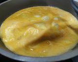 รูปขั้นตอนการทำที่ 4 ของ ข้าวผัดเบคอนไข่ข้น