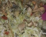 Foto del paso 2 de la receta: Fideos de chía con repollo y mejillones