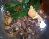 Foto langkah ke 1 dari resep Kerang Kecap Pedas #week33.