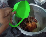 A picture of step 1 of Dates Tamarind Chutney.