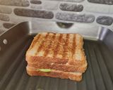 वेज मायोनिस सैंडविच (veg mayonnaise sandwich recipe in Hindi) रेसिपी चरण 3 फोटो
