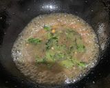 A picture of step 2 of Tadka idli.