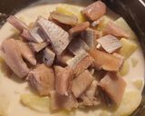 A picture of step 5 of Potato Stew with Smoked Herring and Cream.