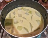 A picture of step 2 of Green Curry Chicken Wings with Winter Melon.