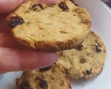 Foto del paso 3 de la receta: Galletitas De Azafrán y Pasas De Uva