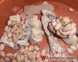 Φωτογραφία βήματος 16 της συνταγής Cassoulet. Το ραγού με τη λαμπρή συνοδεία: Φασόλια και λουκάνικα