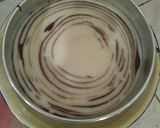 Foto langkah ke 4 dari resep Puding roti tawar motif zebra (tanpa telur dan mentega).