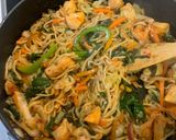 A picture of step 1 of Spicy Thai Stir-fry.