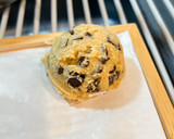 Foto langkah ke 5 dari resep Soft and Chewy Melted Chocolate Cookies.