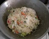 Foto langkah ke 4 dari resep Goreng Bihun Putih.