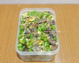 Foto langkah ke 4 dari resep Tumis Buncis Jamur.