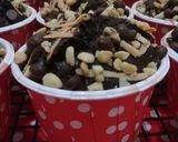 Foto langkah ke 5 dari resep Chocolate Custard Muffin Recommended😍.