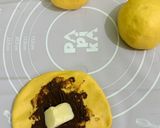 Foto langkah ke 3 dari resep Bakpao Labu Kuning Isi Cokelat Keju.
