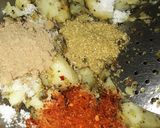 जीरा आलू (jeera aloo recipe in Hindi) रेसिपी चरण 3 फोटो
