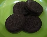 Foto langkah ke 1 dari resep Puding Susu Oreo.