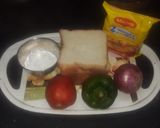 મેગી સેન્ડવીચ (Maggi Sandwich Recipe In Gujarati) રેસીપી સ્ટેપ1ફોટો