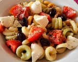 Foto del paso 4 de la receta: Ensalada de pasta rápida y fácil