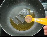 A picture of step 3 of Tangy garlic dal.