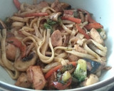 Foto del paso 5 de la receta: Tallarines estilo oriental