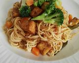 Foto del paso 10 de la receta: Tofu frito con verduras y fideos chinos