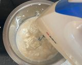 A picture of step 1 of Fruit Cream.