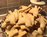 Foto del passaggio 2 della ricetta Biscotti quaresimali 😋 una pasta morbida e glassa di zucchero 🙋🏼‍♀️