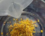 Foto langkah ke 2 dari resep Pudding Jelly Osmanthus.