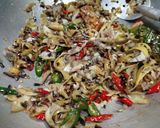 Foto langkah ke 4 dari resep Tumis Jantung Pisang.