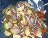 Foto langkah ke 3 dari resep Oseng Jengkol Muda.
