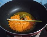 Foto langkah ke 1 dari resep Kare Ayam Khas Jawa Timur.