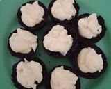 Foto langkah ke 7 dari resep Cupcake Oreo (No Bake) Mudah.