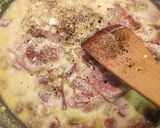 Foto langkah ke 2 dari resep Basil Carbonara without creme.