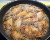 Foto del paso 4 de la receta: Alitas de pollo al ajillo con cerveza