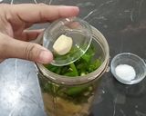 A picture of step 2 of Keri Ki Chutney.