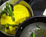 A picture of step 7 of Khaman Dhokla.