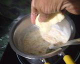 A picture of step 1 of Sewiyan Custard Pudding.