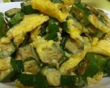 Foto langkah ke 7 dari resep Okra Tumis Telur.