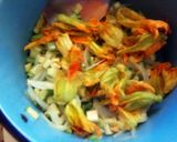 Foto del paso 6 de la receta: Zuppa di fiori di zucca - Sopa de flor de calabaza