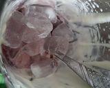 Hình bước làm 2 của món Sữa chua việt quất