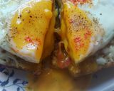 A picture of step 5 of Sunny side up sandwich.