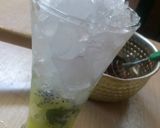 Foto langkah ke 5 dari resep Melon Mint Iced Tea.