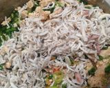 Foto langkah ke 6 dari resep Buntil Daun Pepaya dan Daun Singkong (#PR_recookmasakanpedas).