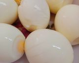 Hình bước làm 1 của món Trứng rim nước tương