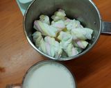 عکس مرحله 2 از دستور بستنی مارشمالو