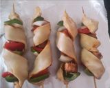 A picture of step 4 of Pizza Skewers.