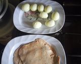 A picture of step 2 of Scotched eggs.