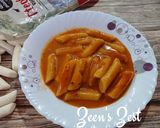 A picture of step 3 of Tteokbokki.