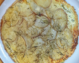 Foto del paso 5 de la receta: Tarta Tatin crujiente de patata y cebolla